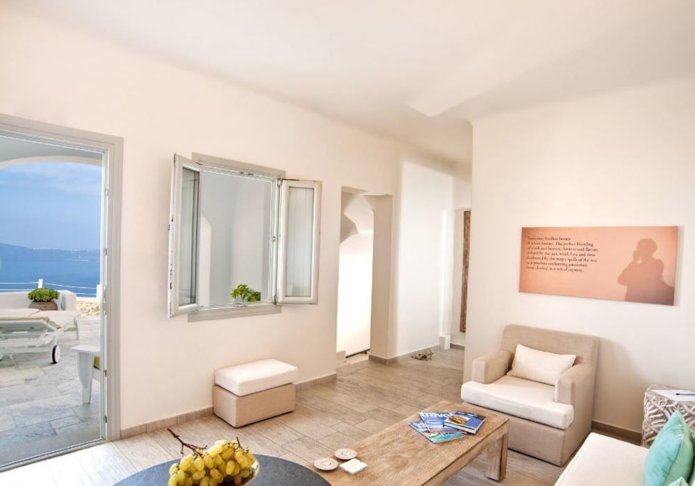Allure Aparthotel 4*